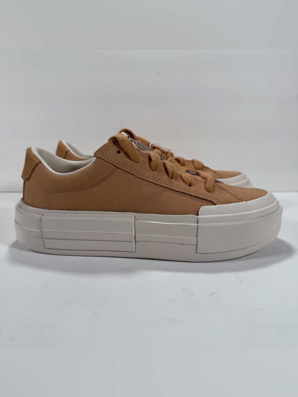 Converse CTAS Cruise Chunky Platform Sneakers Sandy Shore Egret Women Size 9 - Picture 4 of 10